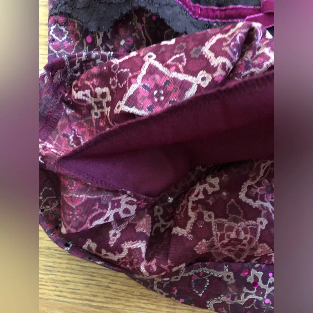 Burgundy Patterned Flat Strap Tank Top - - Picture 3 of 6